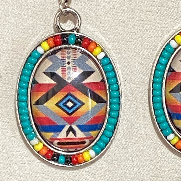 💥LAST ONE!💥 Marianna Multicolor Beaded Earrings - Picture 2 of 2